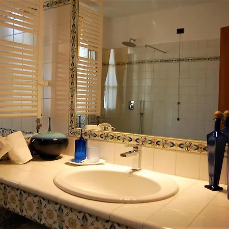 Corner Ulivo Гостевой дом 3*