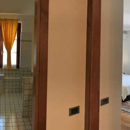 Corner Ulivo Гостевой дом Кавальказелле