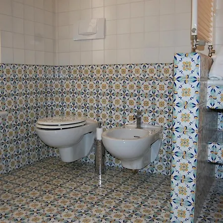 Гостевой дом Corner Ulivo Кавальказелле