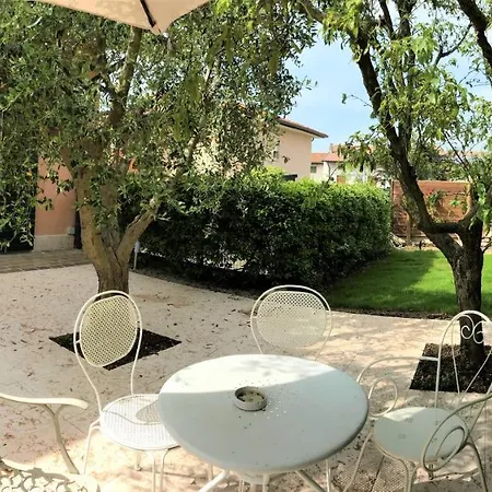 Corner Ulivo 3* Кавальказелле